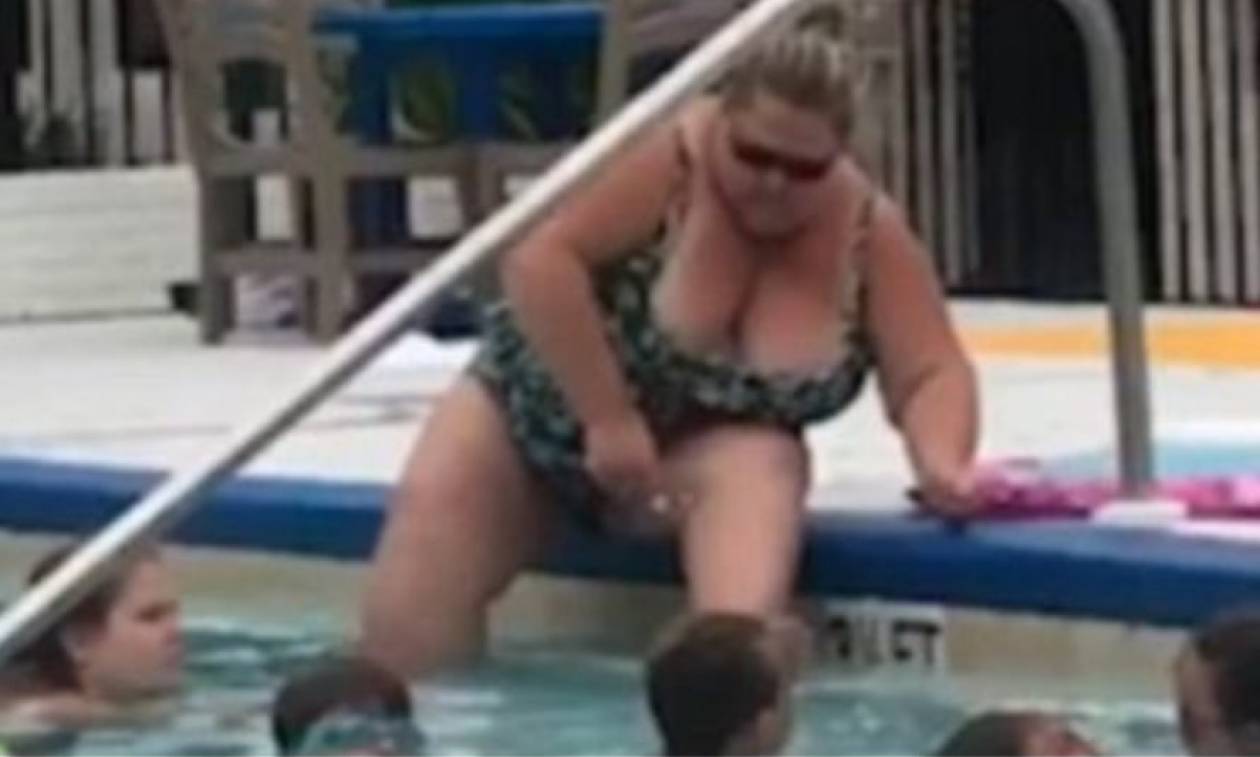 Αυτή η γυναίκα κάνει κάτι πραγματικά αηδιαστικό μέσα στην πισίνα! Και όχι αυτό που φαντάζεστε...