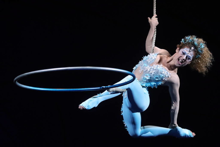 "Cirque du Soleil": Μια καθαρά γυναικεία παράσταση που κόβει την ανάσα (pics)
