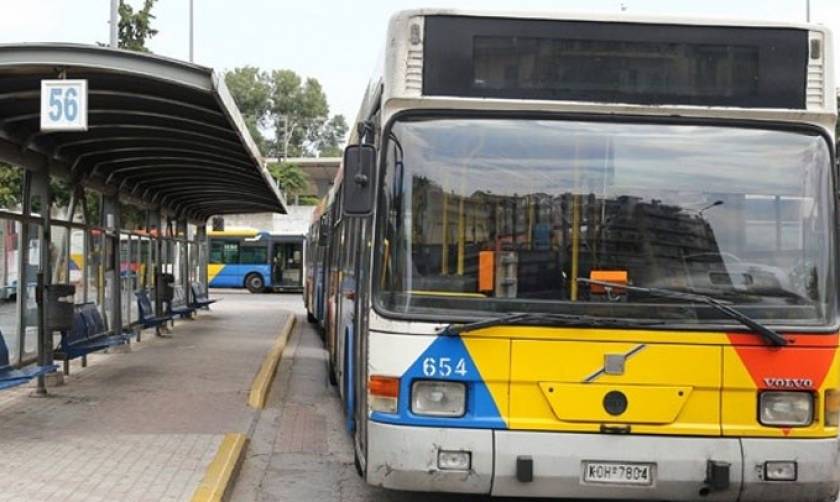 Πανικός σε λεωφορείο στη Θεσσαλονίκη: Έβγαλε κατσαβίδι και απειλούσε επιβάτες