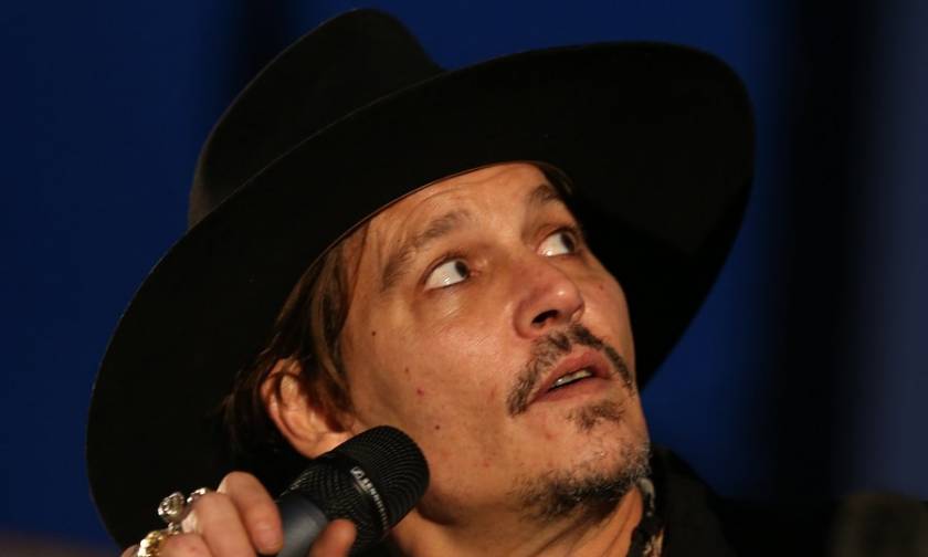 Αγνώριστος ο Johnny Depp: Η εικόνα που σόκαρε τους θαυμαστές του