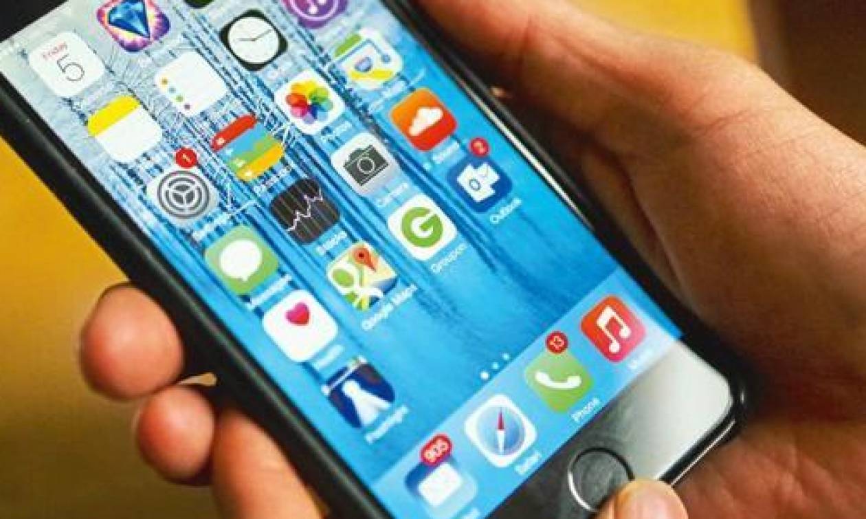 Νέοι κανόνες για τη φορητότητα σε κινητά και σταθερά τηλέφωνα