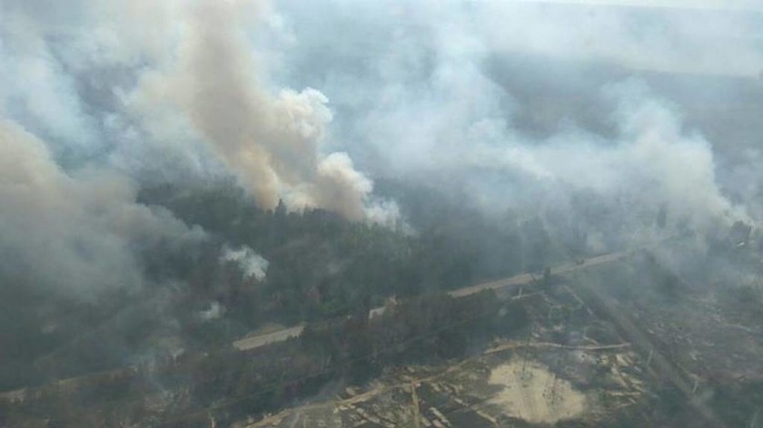 Ουκρανία: Μεγάλη πυρκαγιά κοντά στο Τσέρνομπιλ (pic)