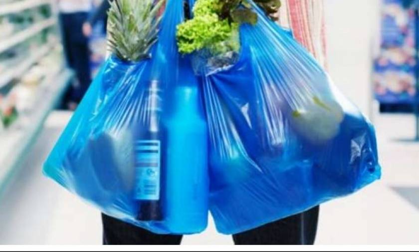 To «τέλος» της πλαστικής σακούλας έφερε στο Δημόσιο 4 εκατ. ευρώ