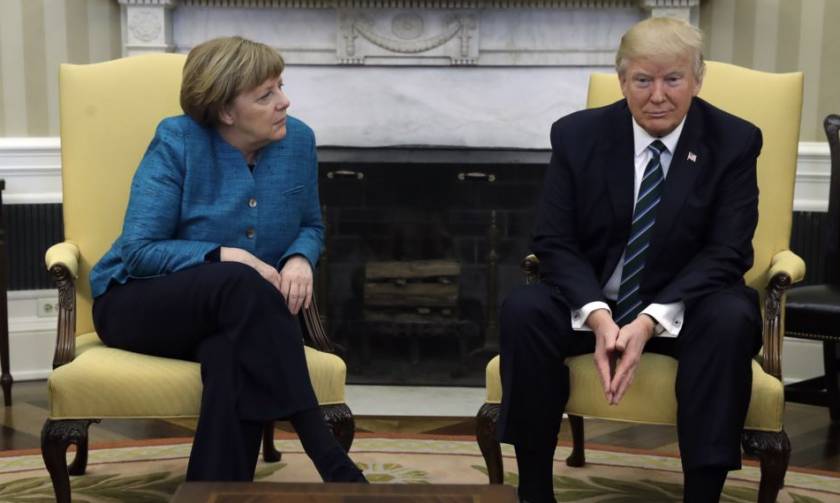 Έτοιμη για σύγκρουση με τις ΗΠΑ στη Σύνοδο των G7 η Μέρκελ