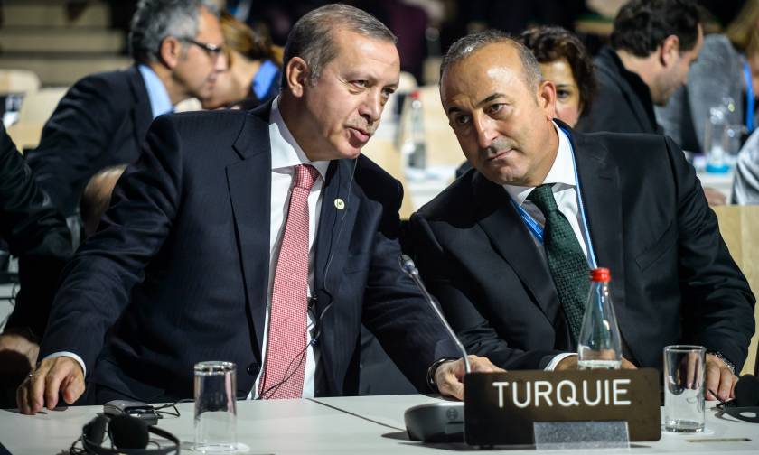 Τουρκική… μπλόφα: Τι κρύβεται πίσω από το «πάγωμα» της συμφωνίας για το προσφυγικό
