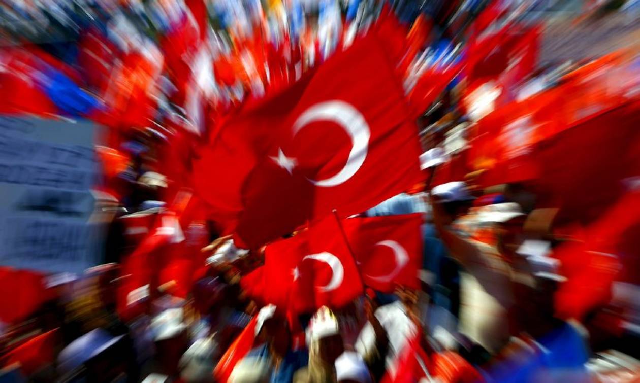 Νέο «χαστούκι» από Moody's στην Τουρκία: Υποβάθμισε 17 τράπεζες