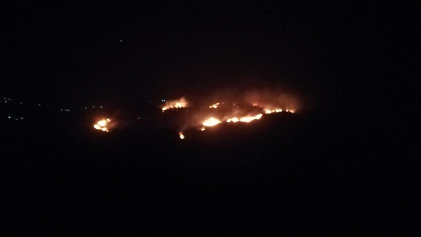 Κεφαλονιά: Μεγάλη πυρκαγιά στην Κοντογενάδα Παλικής