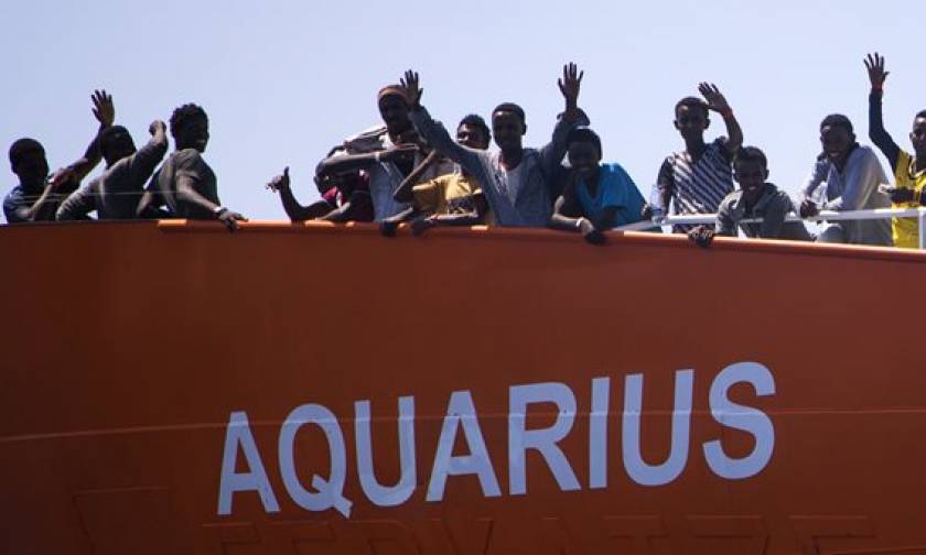 Αίσια κατάληξη στο θρίλερ με τους 629 μετανάστες του πλοίου Αquarius