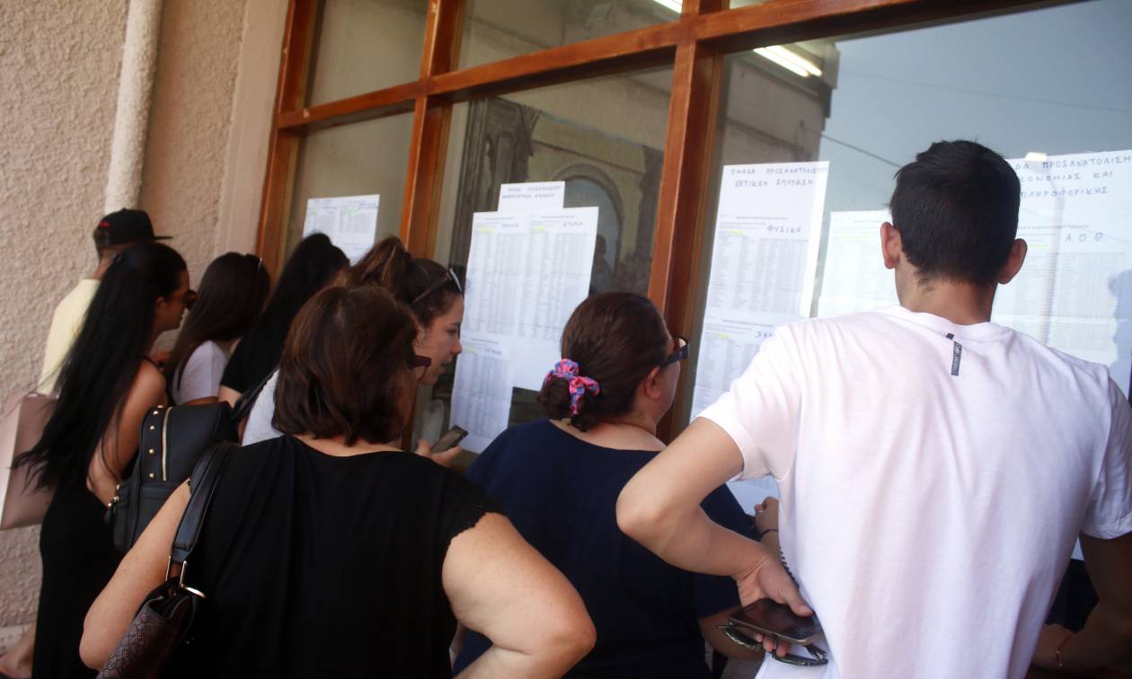Απρόβλεπτη τροπή στις Πανελλήνιες: Γιατί μηδένισαν το γραπτό 18χρονου στην Κρήτη;