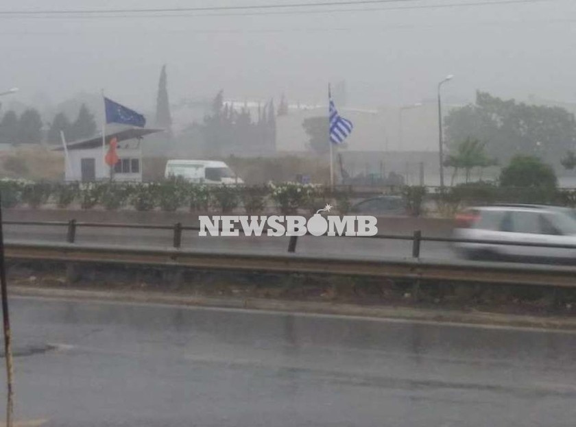 Έκτακτο δελτίο καιρού: Ο «Μίνωας» σαρώνει την Αθήνα με έντονα φαινόμενα - Προσοχή τις επόμενες ώρες
