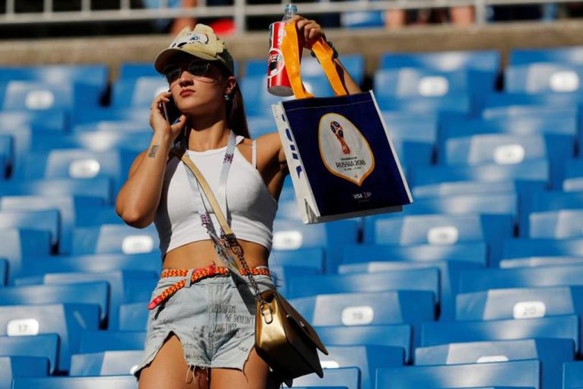 Παγκόσμιο Κύπελλο: Η σύντροφος του Ρονάλντο έβαλε «φωτιά» στην εξέδρα (pics)  
