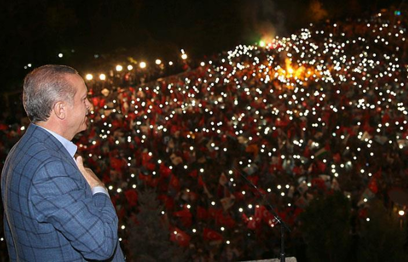Εκλογές Τουρκία: Απόλυτος «σουλτάνος» ο Ερντογάν - Πήρε και Προεδρία και Βουλή (Pics+Vid)