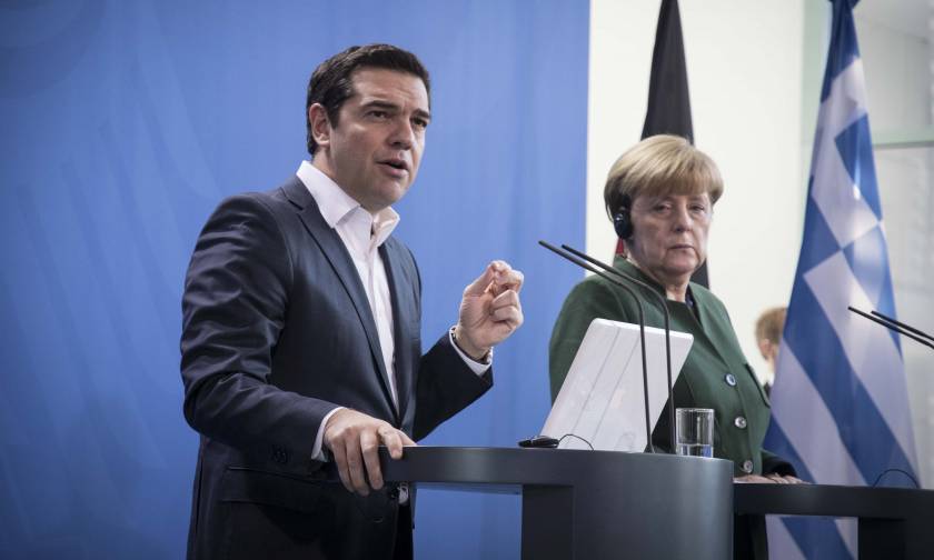 A long-term solution on migration requires a «holistic approach», Tsipras tells FT
