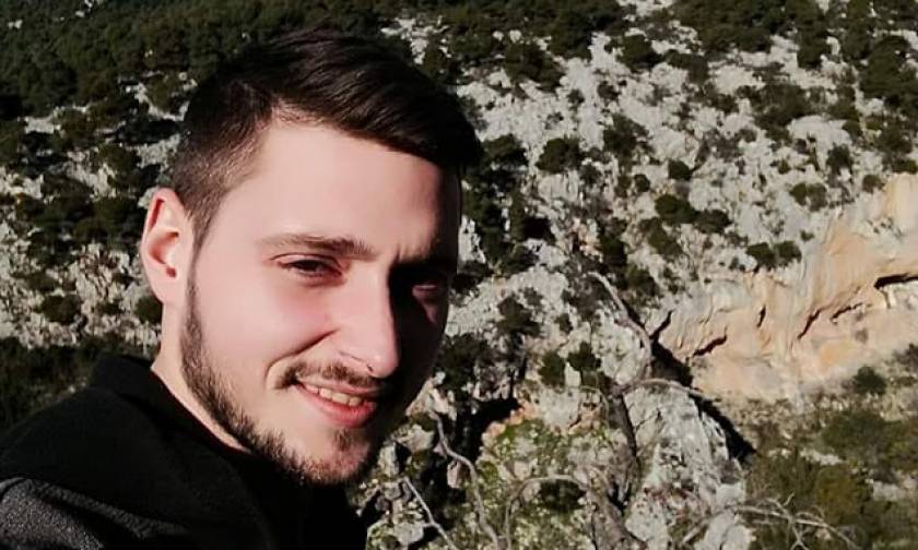 Θρίλερ εν πλω: Τι έγραψε στη φίλη του ο 23χρονος φαντάρος πριν εξαφανιστεί