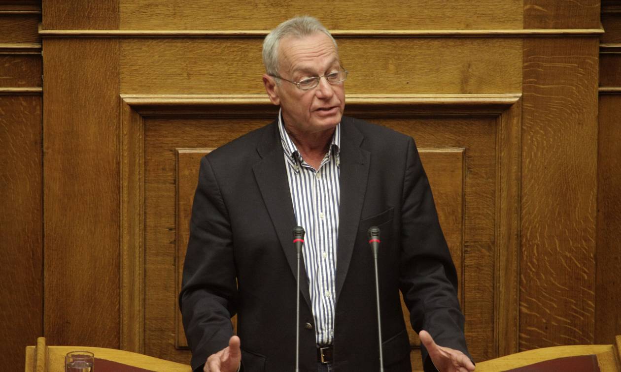 «Τορπίλη» Σγουρίδη για Σκοπιανό: «Αν έρθει στη Βουλή η συμφωνία, δεν θα υπάρχει κυβέρνηση»