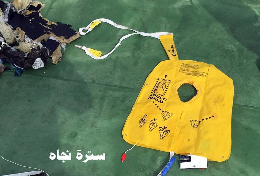 Έρευνα ανατρέπει όσα γνωρίζαμε για το πολύνεκρο δυστύχημα της EgyptAir – Δεν εξερράγη βόμβα 