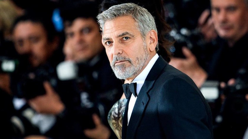 Πήρε εξιτήριο από το νοσοκομείο ο George Clooney μετά το τροχαίο