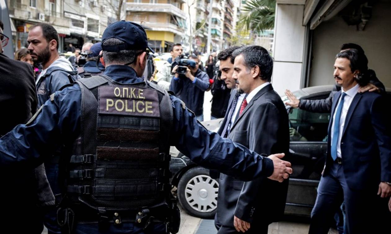 Τούρκος πρέσβης για τους «8»: Να μην λειτουργεί η Ελλάδα ως όργανο ατιμωρησίας (vid)