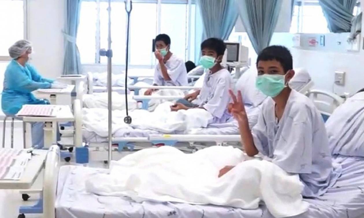 Ταϊλάνδη: Τα 12 παιδιά θρηνούν για τον εθελοντή δύτη που πέθανε προσπαθώντας να τους σώσει
