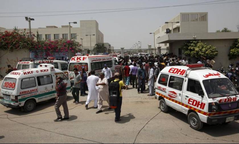 Πακιστάν: Τους 149 έφτασαν οι νεκροί της επίθεσης βομβιστή - καμικάζι σε προεκλογική συγκέντρωση
