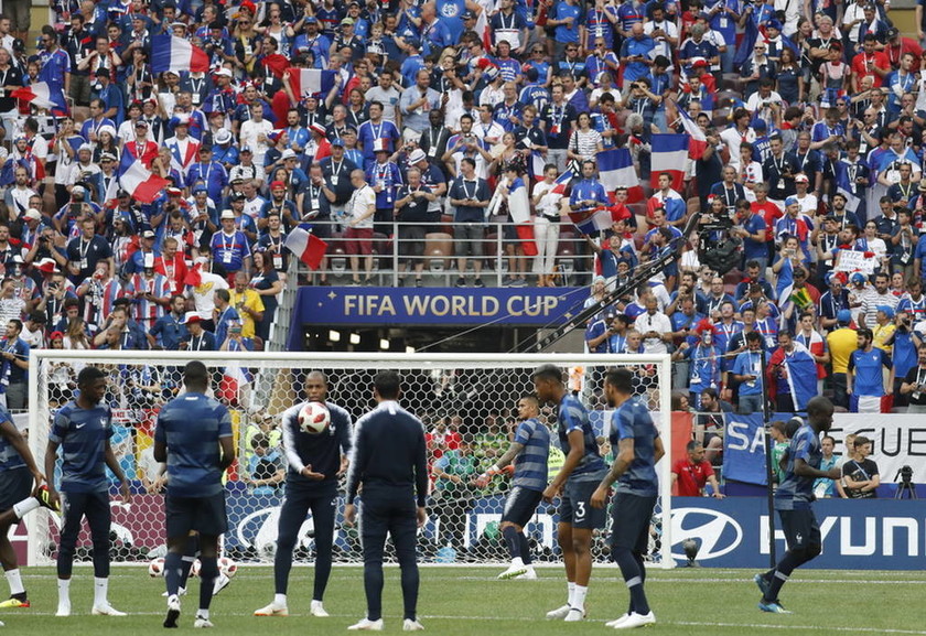 Μουντιάλ 2018: Στον έβδομο ουρανό οι «τρικολόρ» - Η Γαλλία ξενύχτησε μετά το 4 - 2 επί της Κροατίας