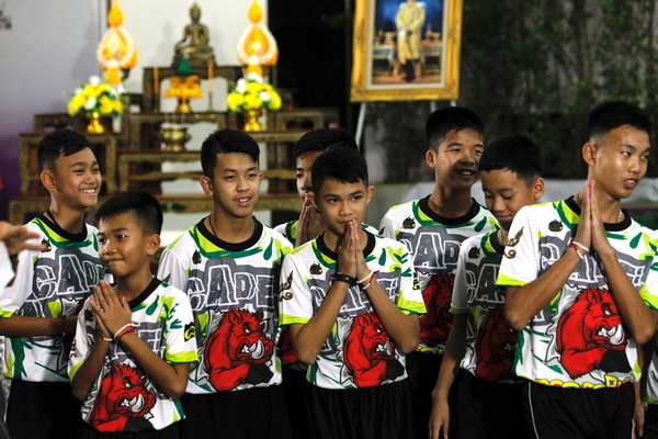 thai boys