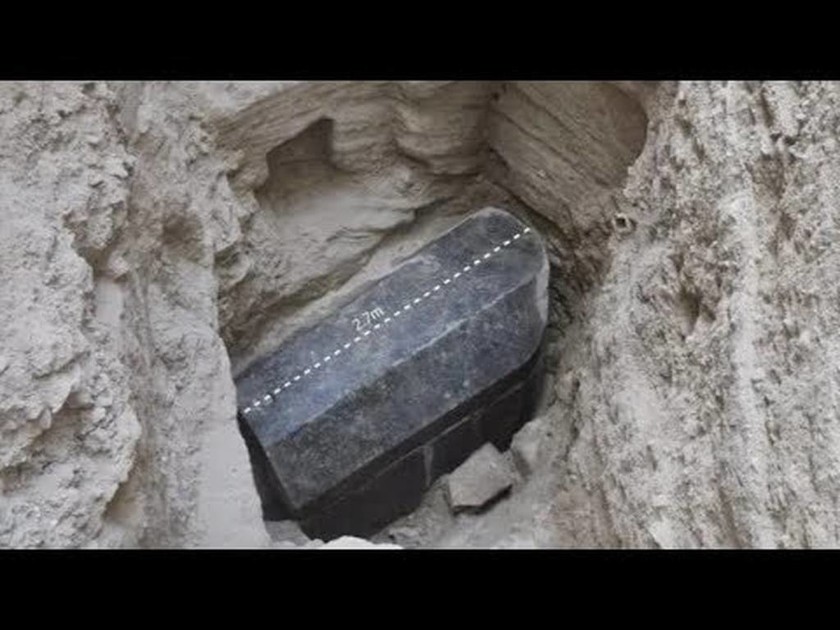 Αίγυπτος: Ανοίγει η «καταραμένη» γρανιτένια σαρκοφάγος - Ποιο μυστικό «κρύβεται» μέσα της