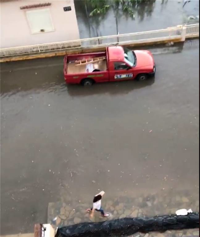 Η κακοκαιρία «χτύπησε» Ξάνθη και Καβάλα: Πρωτοφανείς εικόνες με πλημμύρες και ζημιές (vid+pics)