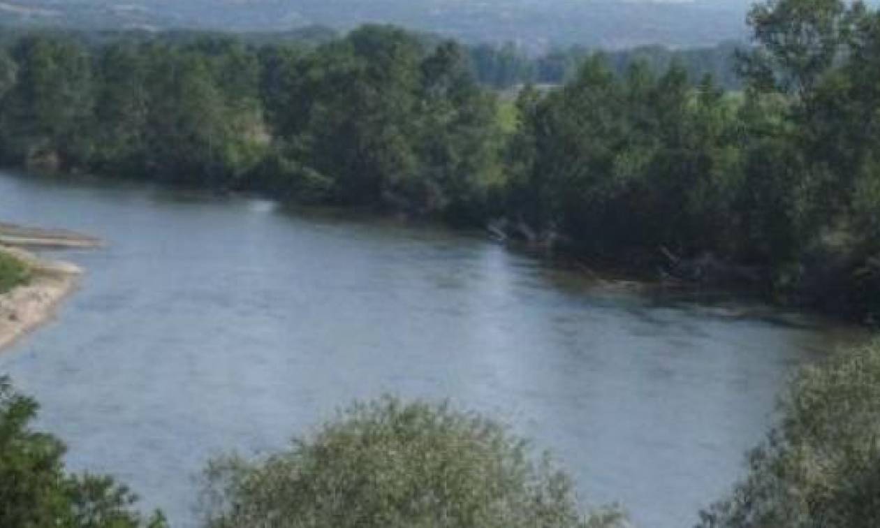Αγνοούνται τρία μικρά παιδιά και η μητέρα τους στον ποταμό Έβρο