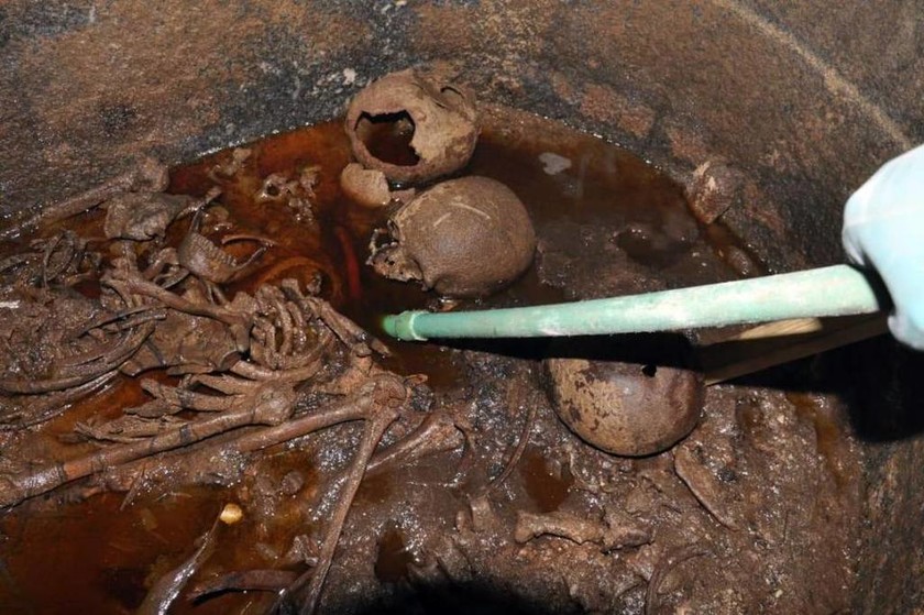 Αίγυπτος: Άνοιξε η «καταραμένη» γρανιτένια σαρκοφάγος - Δείτε τι βρήκαν