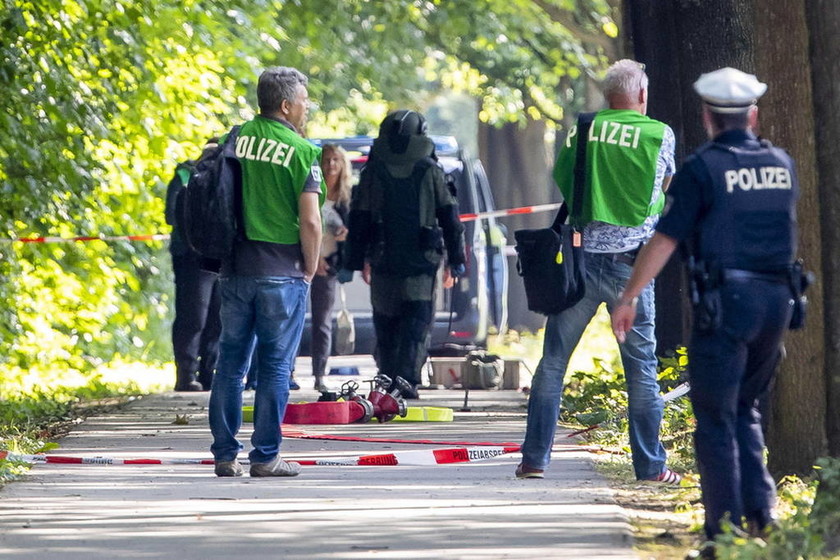 Γερμανία: Δεν ήταν τρομοκρατική η επίθεση στο Λίμπεκ - Ψάχνουν τα κίντρα του δράστη (pics)