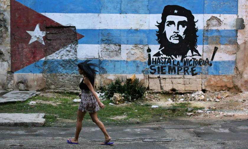 Απόφαση - «βόμβα»: Η Κούβα καταργεί με νόμο το όραμα της κομμουνιστικής κοινωνίας