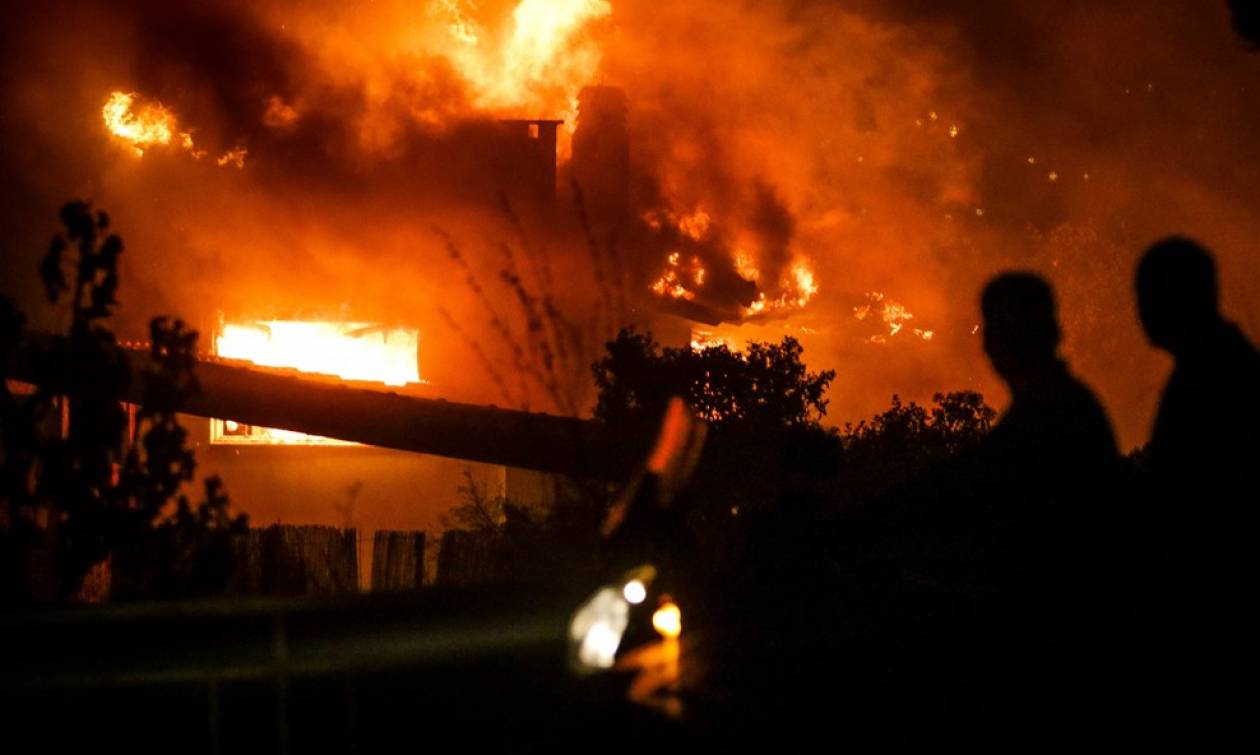 Φωτιά ΤΩΡΑ: Φόβοι και για τρίτο νεκρό από τις φονικές πυρκαγιές στην Αττική