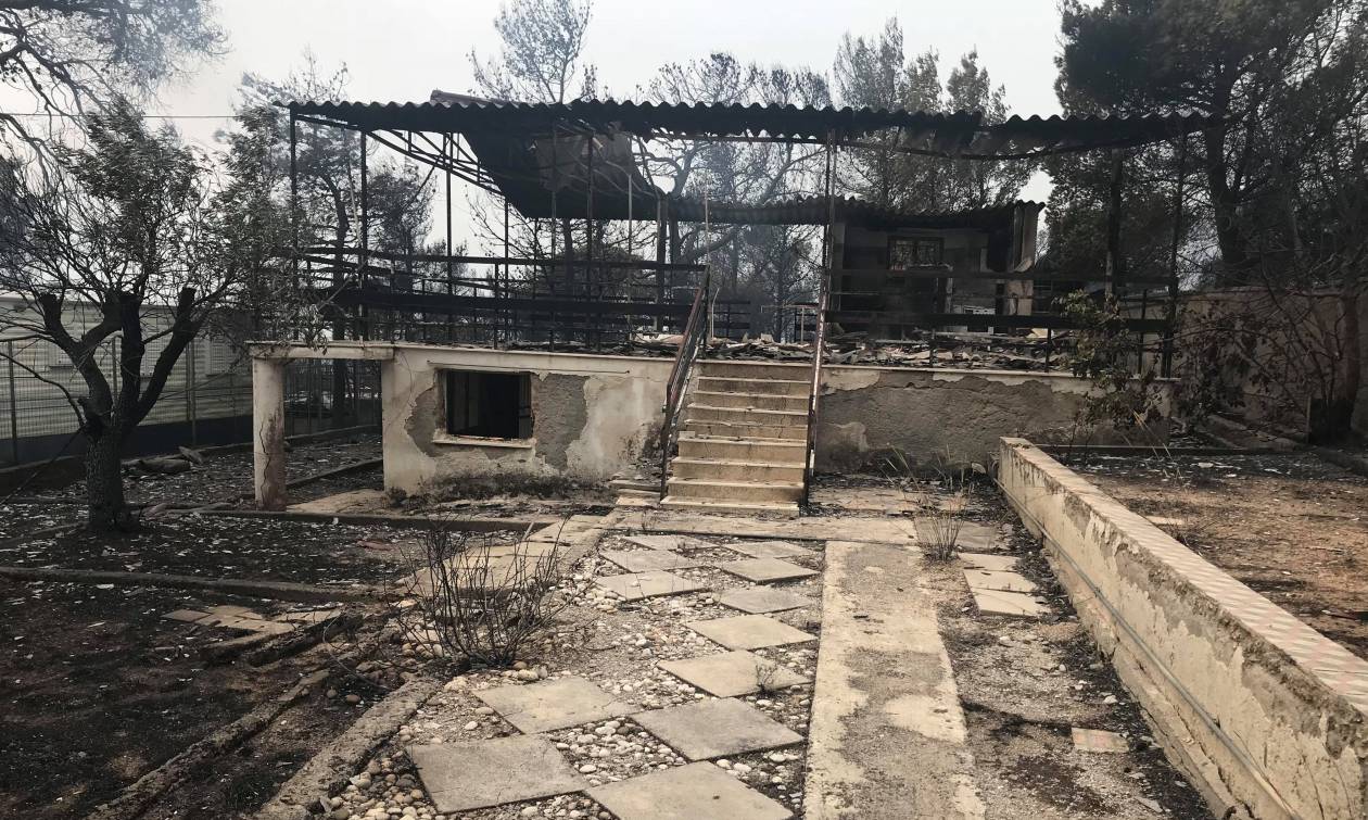 Φωτιά Κινέτα: Βιβλική η καταστροφή από τη μεγάλη πυρκαγιά - Εικόνες αποκάλυψης