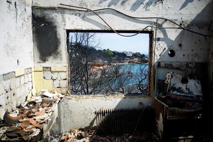 Φωτιά Μάτι: Το οικόπεδο του θανάτου - Εδώ βρήκαν τραγικό θάνατο 26 άνθρωποι (pics)