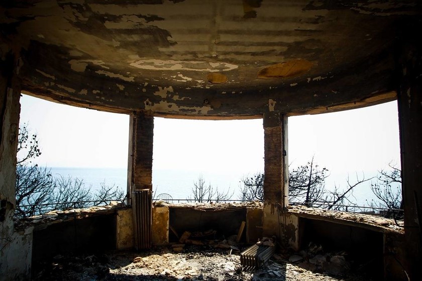 Φωτιά Μάτι: Το οικόπεδο του θανάτου - Εδώ βρήκαν τραγικό θάνατο 26 άνθρωποι (pics)