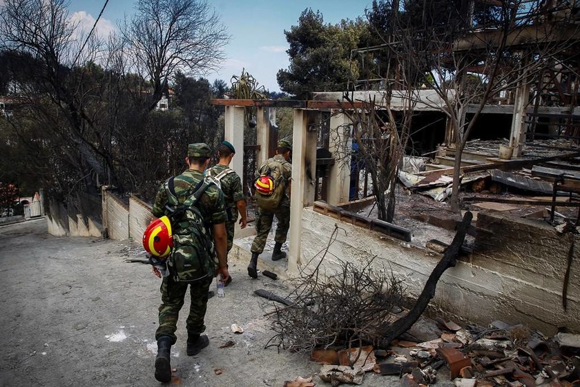 Φωτιά Αττική: Τραπεζικός λογαριασμός αλληλεγγύης της ΚΕΔΕ για όσους καταστράφηκαν τα σπίτια τους
