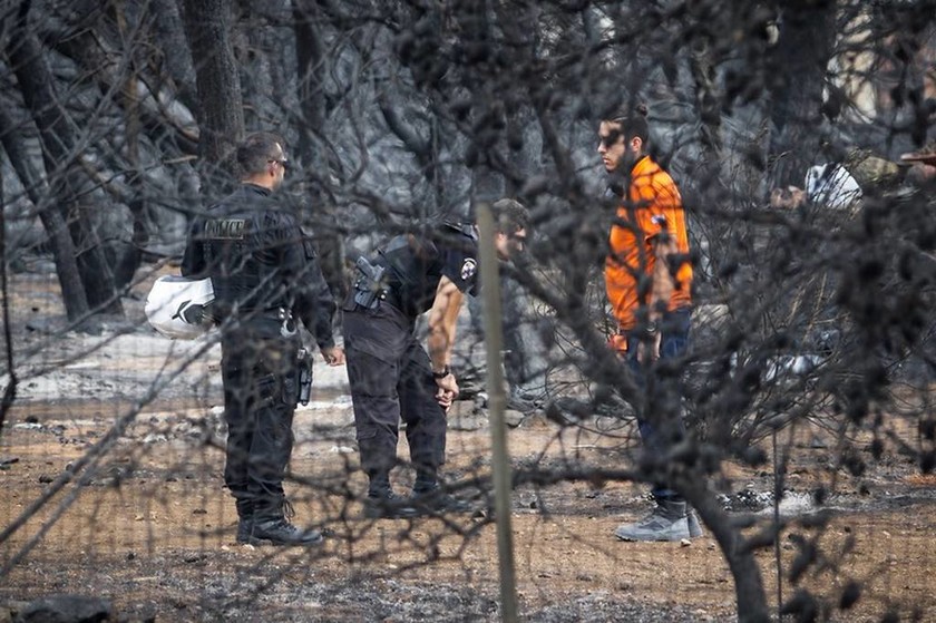 Φωτιές Αττική: Τηλεφώνημα Μητσοτάκη σε Τσίπρα για τις πυρκαγιές - Οι τρεις πρωτοβουλίες που έλαβε 