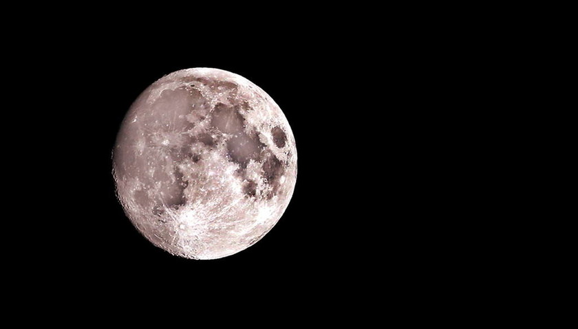 Τα βλέμματα στον ουρανό: Σήμερα το «ματωμένο φεγγάρι» - Θα είναι ορατό κι από την Ελλάδα