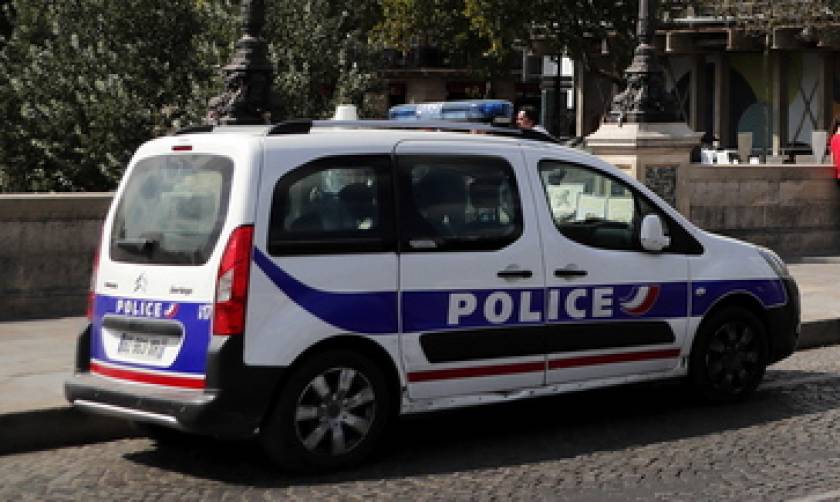 Συναγερμός στη Γαλλία: Κρατούμενος κράτησε όμηρο νοσοκόμα των φυλακών