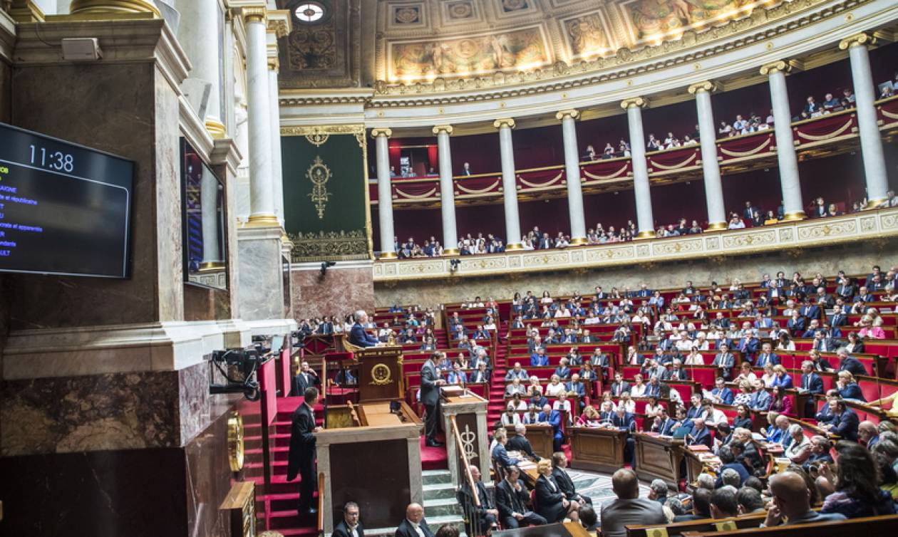 Γαλλία: Απορρίφθηκαν οι προτάσεις μομφής σε βάρος του Μακρόν για το σκάνδαλο «Μπεναλά»