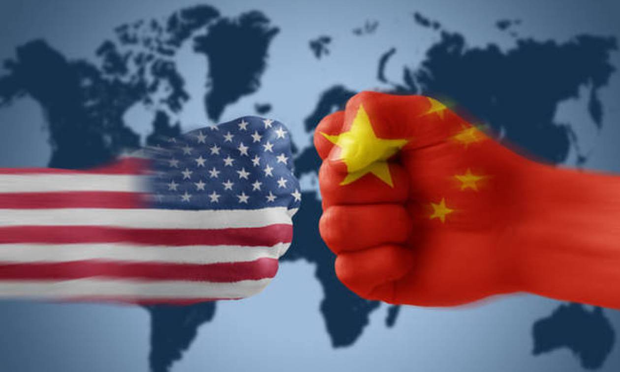 Νέο ισχυρό εμπορικό χτύπημα κατά της Κίνας ετοιμάζει ο Τραμπ