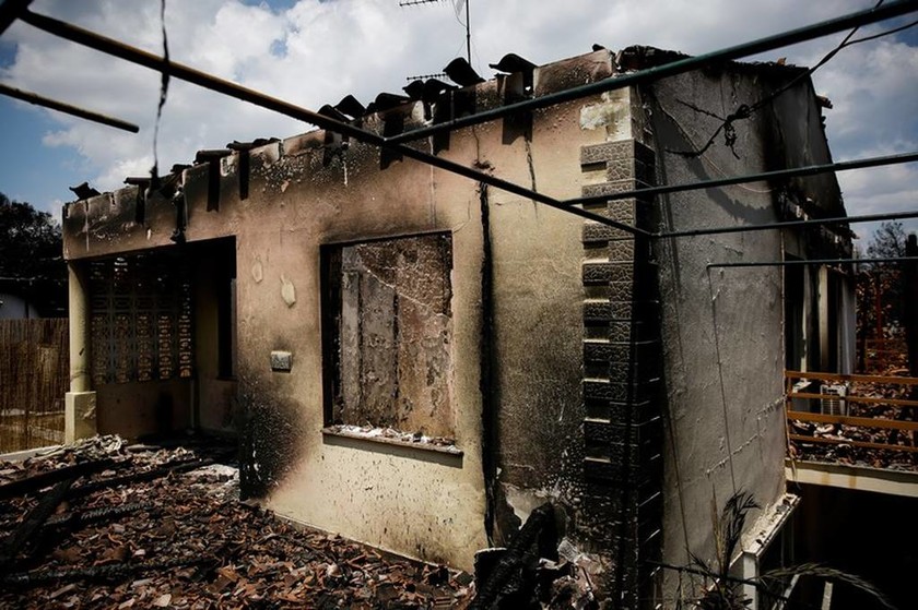Φωτιά – Κουβέλης: «Συγγνώμη για τη φονική πυρκαγιά – Δεν υπήρξαν στρατηγικού χαρακτήρα λάθη»