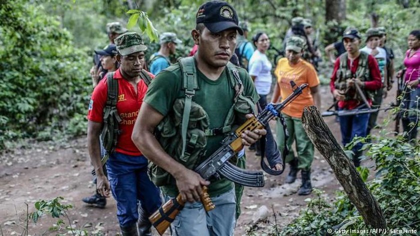 Κολομβία: Η φρίκη του εμφυλίου πολέμου που «γονάτισε» μια ολόκληρη χώρα (Pics+Vid)