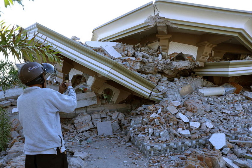 Νέος σεισμός 5 Ρίχτερ ΤΩΡΑ στην Ινδονησία 