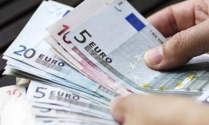 ΟΑΕΔ: Είσαι άνεργος; Δες αν δικαιούσαι το νέο επίδομα 360 ευρώ