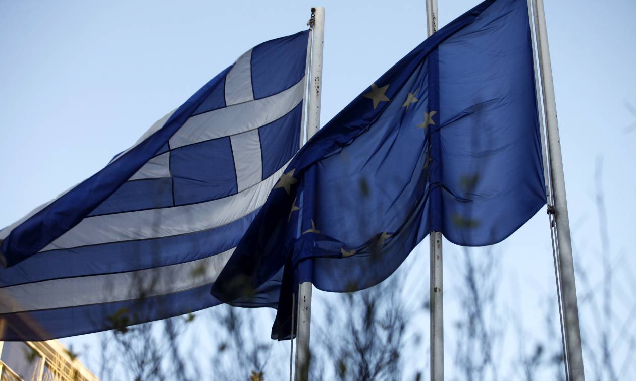 Le Monde: Επιτέλους η Ελλάδα θα πετάξει με τα δικά της φτερά