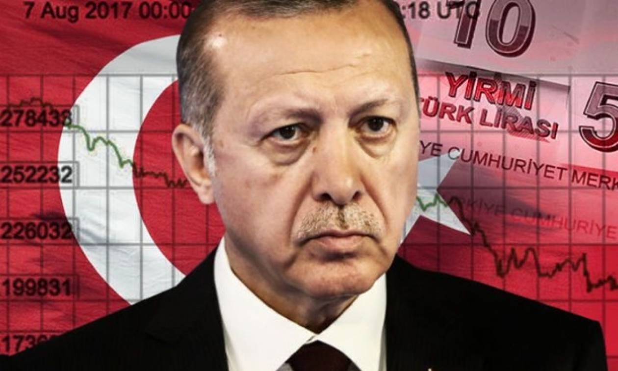 Στη μέγγενη ο Ερντογάν: «Γκρεμίζεται» η τουρκική λίρα – Μετανιώνουν πικρά οι Τούρκοι που τον ψήφισαν