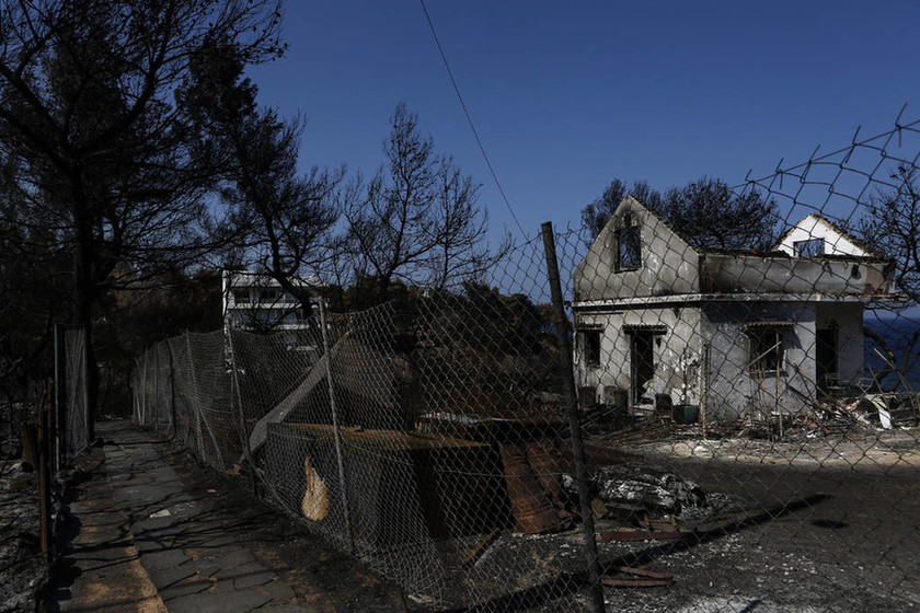 Φωτιά Αττική: Καταθέσεις μαρτύρων διαψεύδουν την Πυροσβεστική