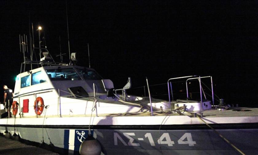 «Θρίλερ» στην Αντίπαρο: Αγνοείται 17χρονος που έπεσε στη θάλασσα